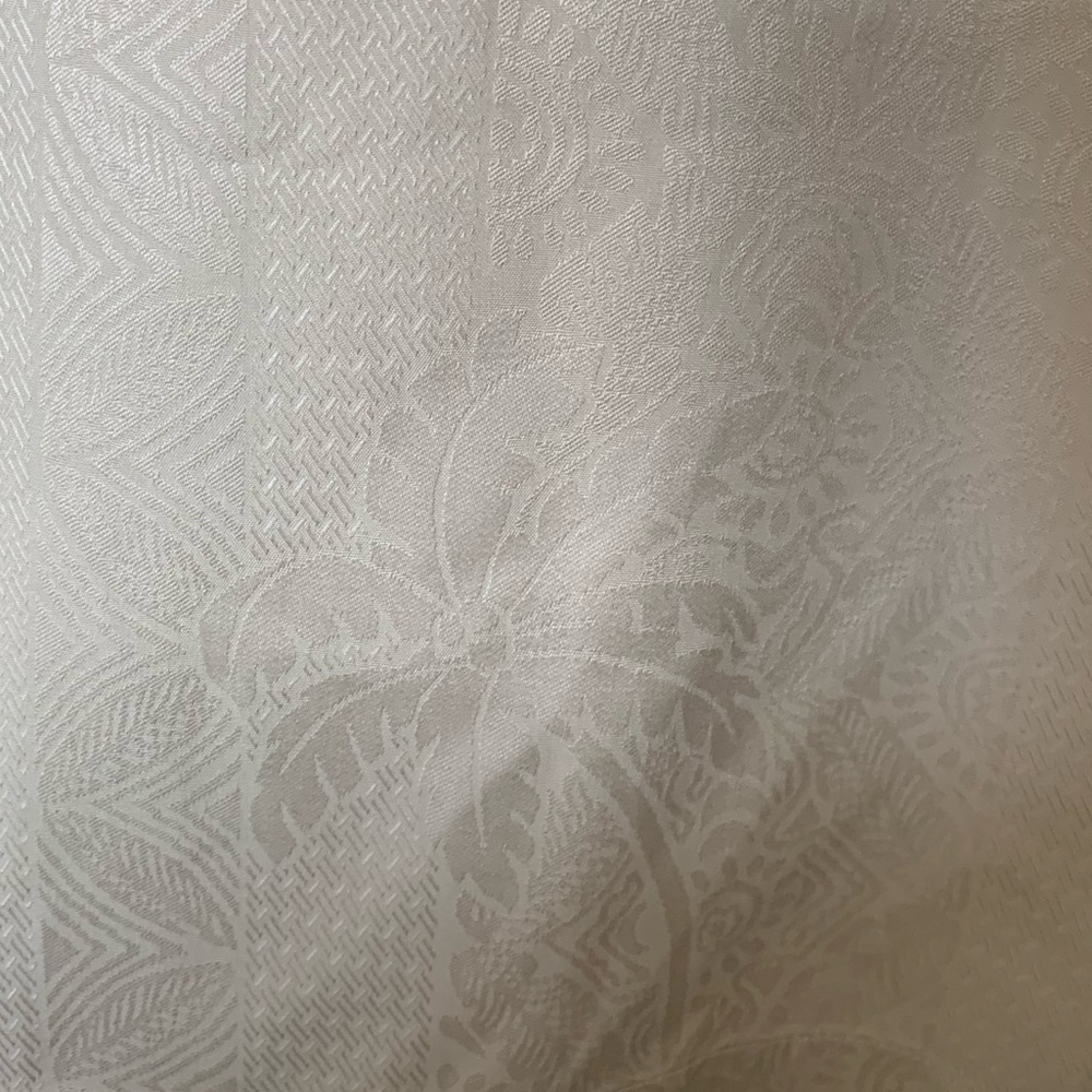 Tommy Bahama Black/Cream Hawaiian 100% Silk Short Sleeve Button Up 🌴 - Picture 10 of 12